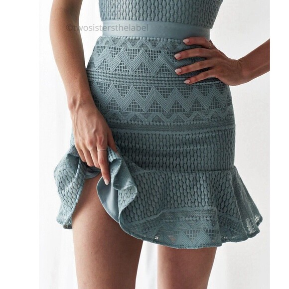 Two Sisters The Label Size 8 Shona Sage Dress Ribbon Tie Straps Feminine Frilly - Picture 5 of 16